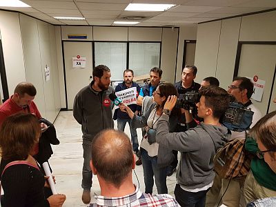 2017-06-28 ocupacion Direccion Xeral de Mobilidade Compostela 008.jpg